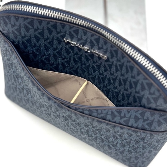 Michael Kors Medium Dome Jet Set Travel Xbody Bag Admiral Navy Blue - Picture 10 of 11